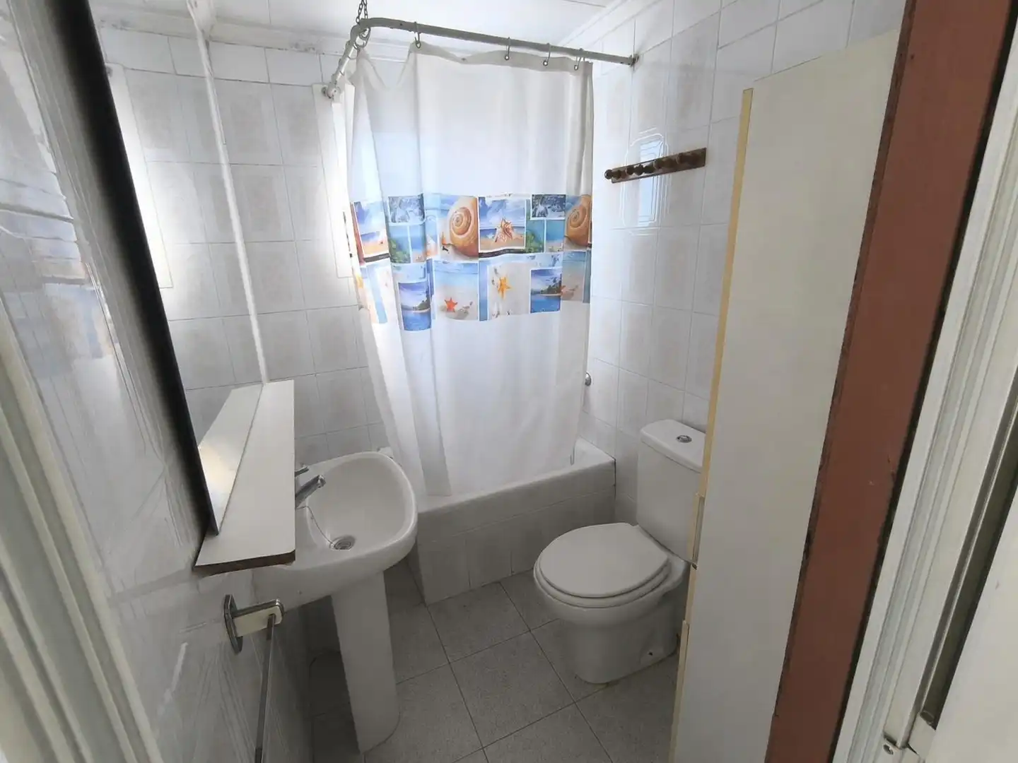 Bathroom of Houses for sale in Sallent  with Terrace, Storage room and Balcony