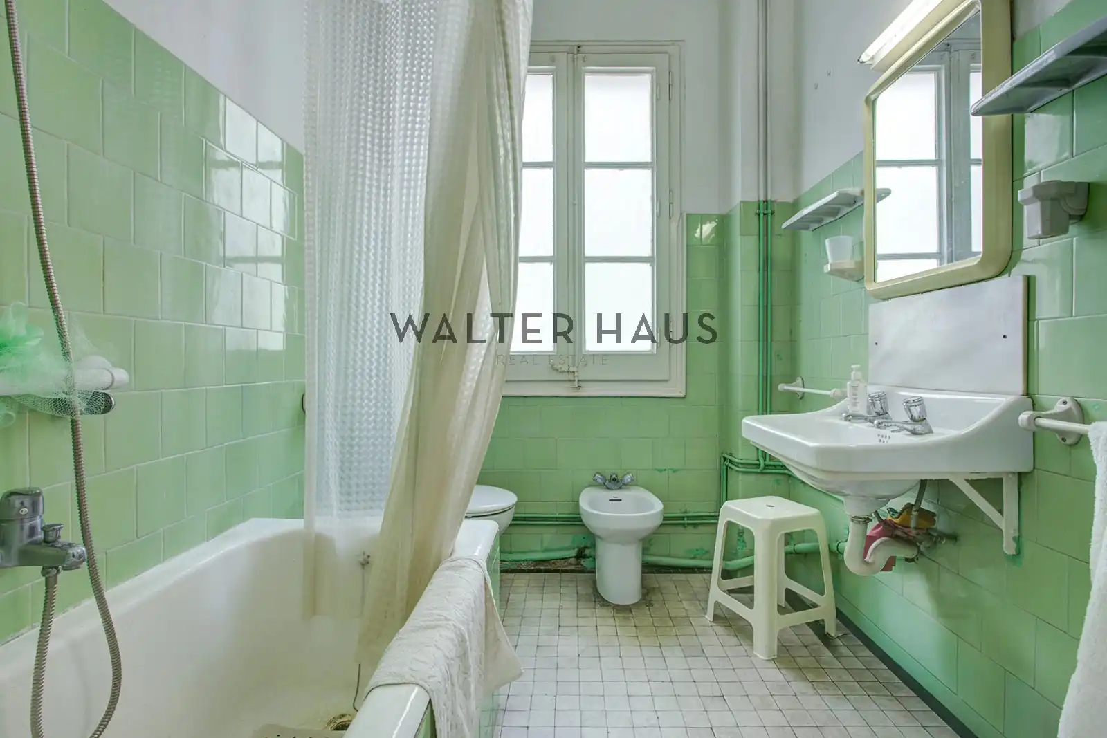 Baño de Piso en venta en Barcelona con Balcón