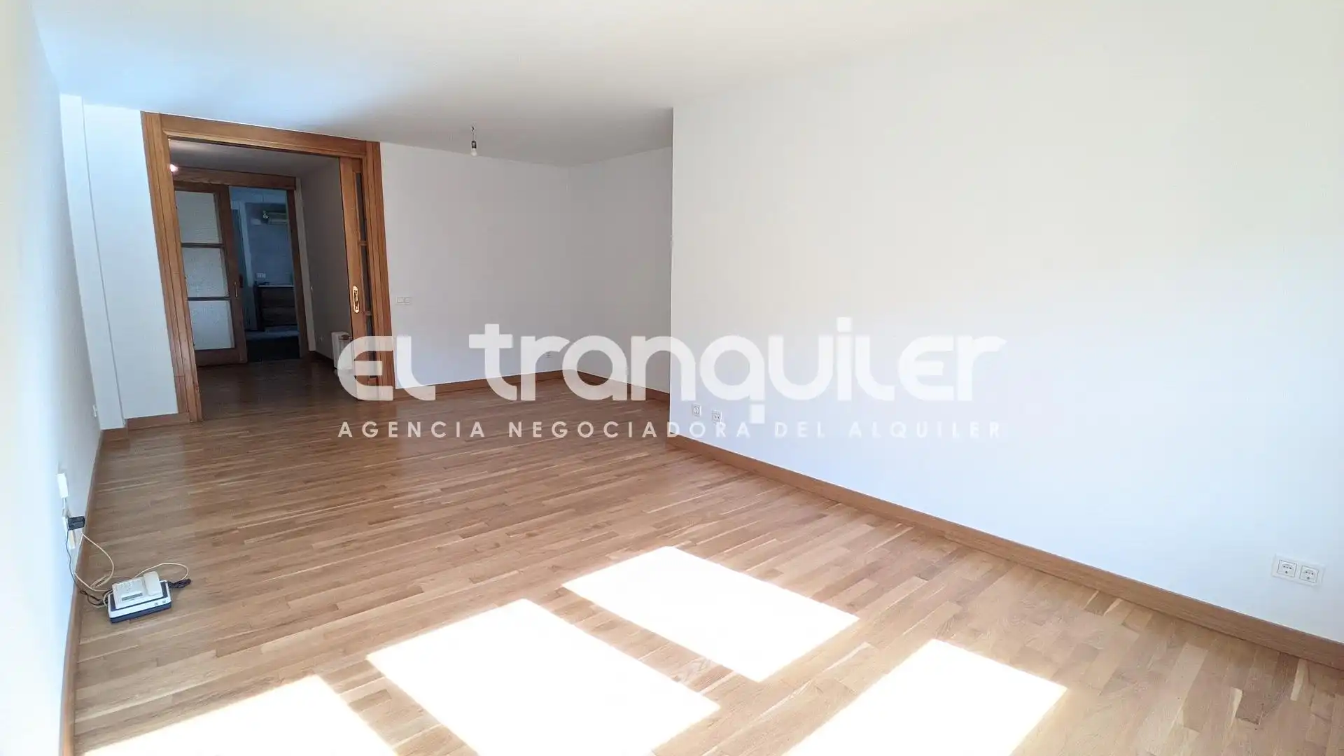 Wohnzimmer von Wohnung zum Verkauf in Madrid mit Klimaanlage, Parkett und Terrasse
