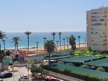 Apartamento con piscina en venta en San Gabriel - Palmeral - Urbanova