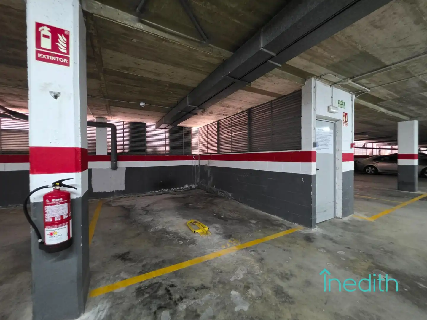 Parkplatz von Wohnung zum Verkauf in Cubelles mit Klimaanlage, Heizung und Terrasse