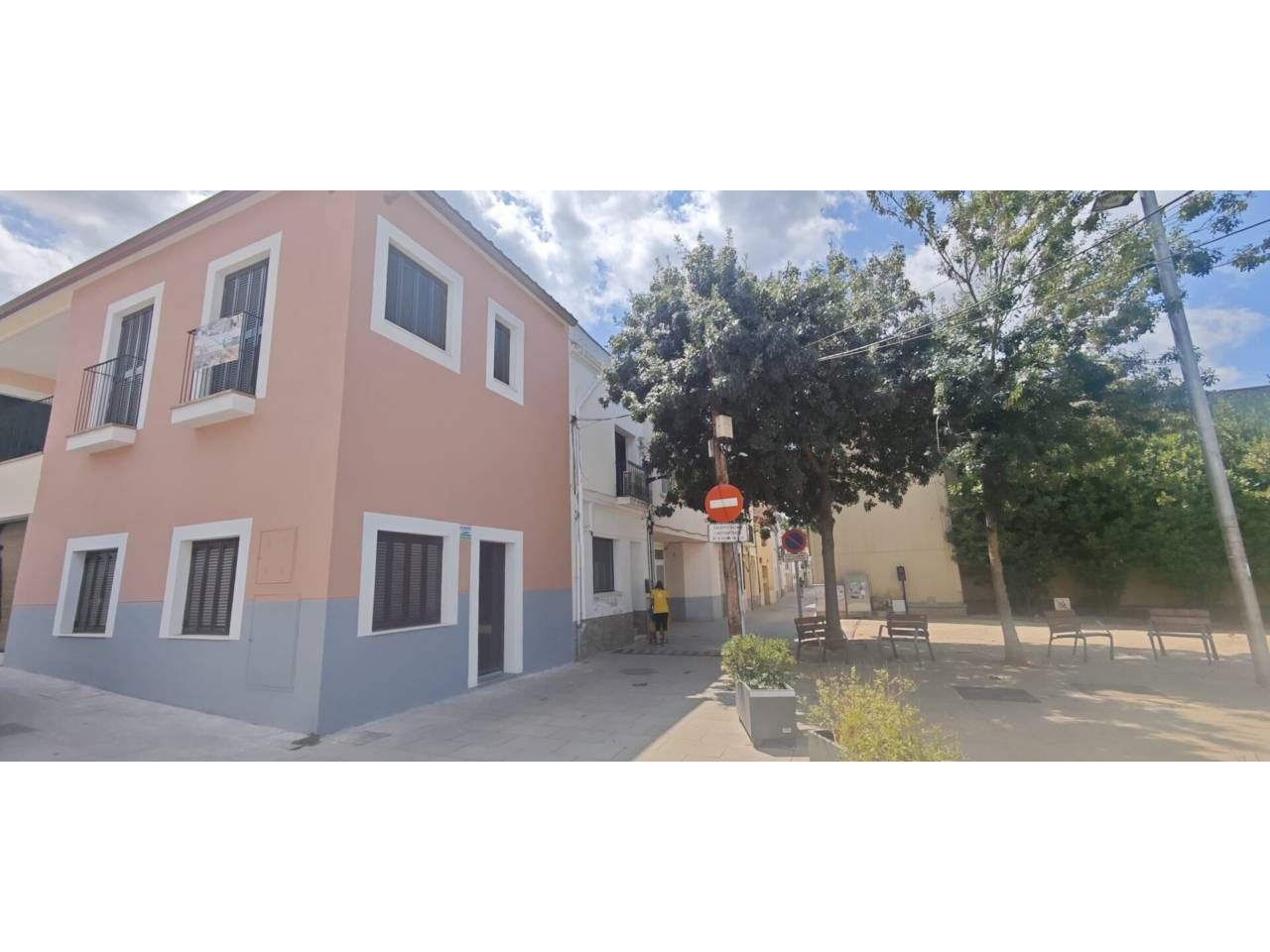 Vista exterior de Casa o xalet de lloguer en La Roca del Vallès amb Aire condicionat, Calefacció i Terrassa