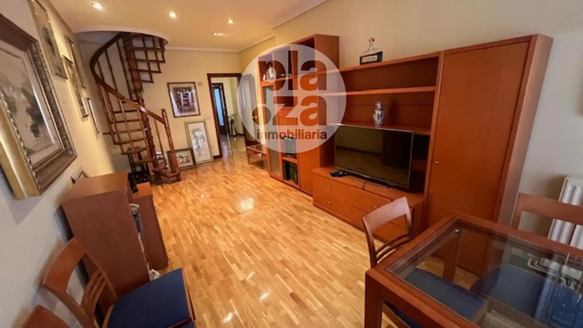 Sala de estar de Piso en venta en Burgos Capital con Calefacción y Terraza