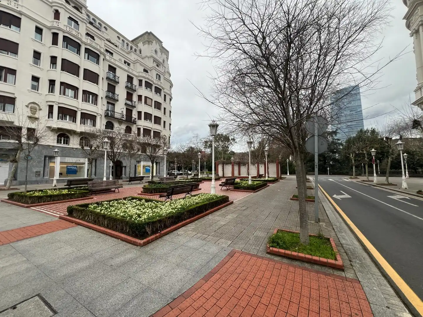 Vista exterior de Piso de alquiler en Bilbao  con Amueblado