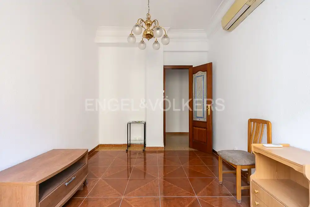 Flat for rent in Valencia  with Air Conditioner, Heating and Pets allowed
