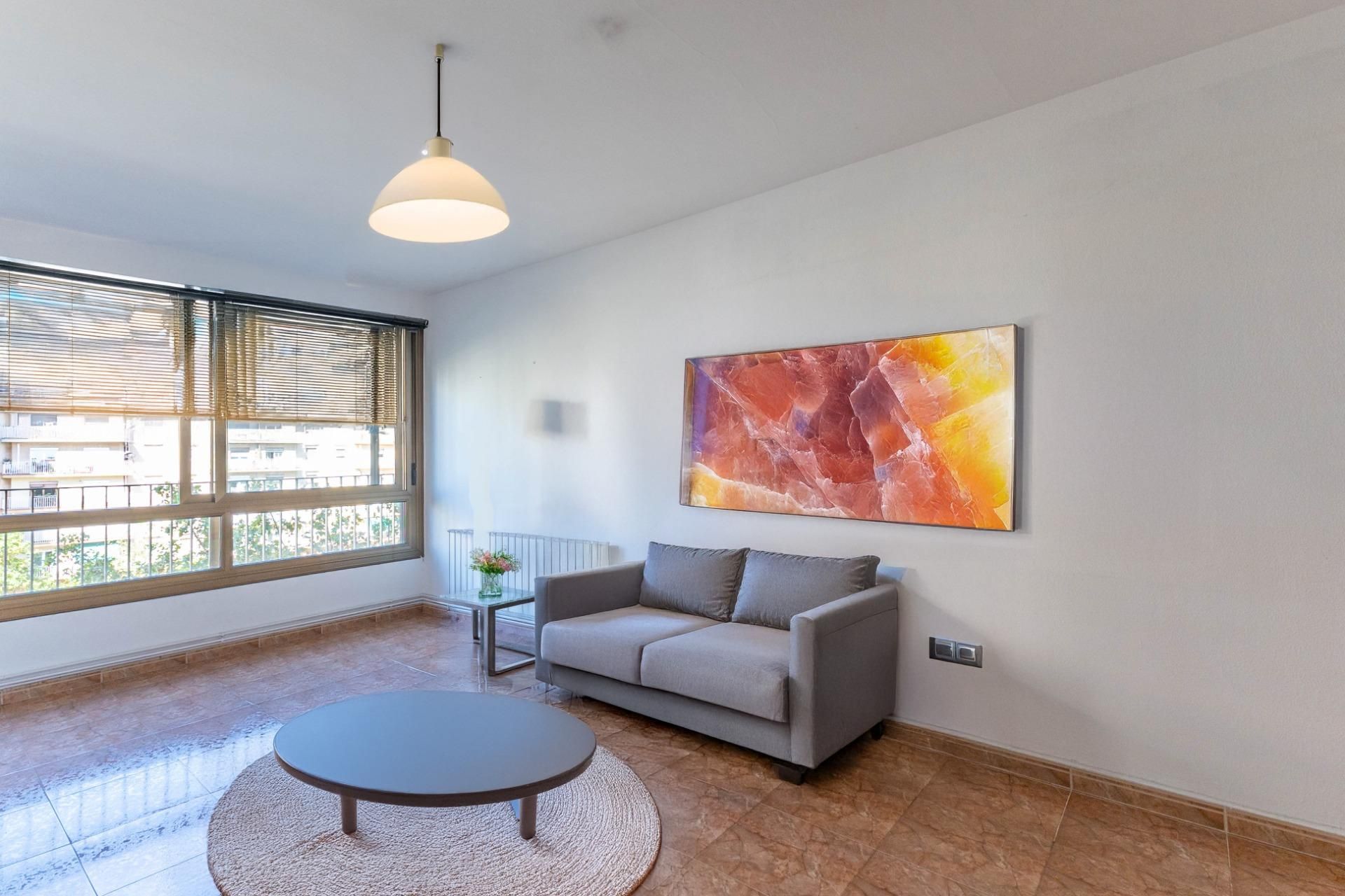 Living room of Flat for sale in  Barcelona Capital  with Terrace and Balcony