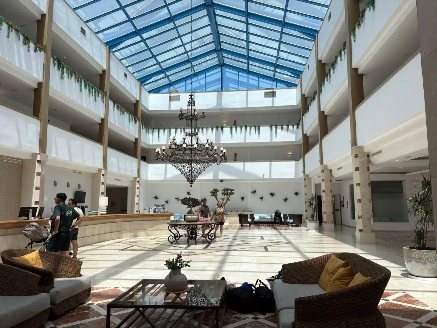 Apartament en venda en Benahavís amb Jardí privat, Alarma i Piscina comunitària
