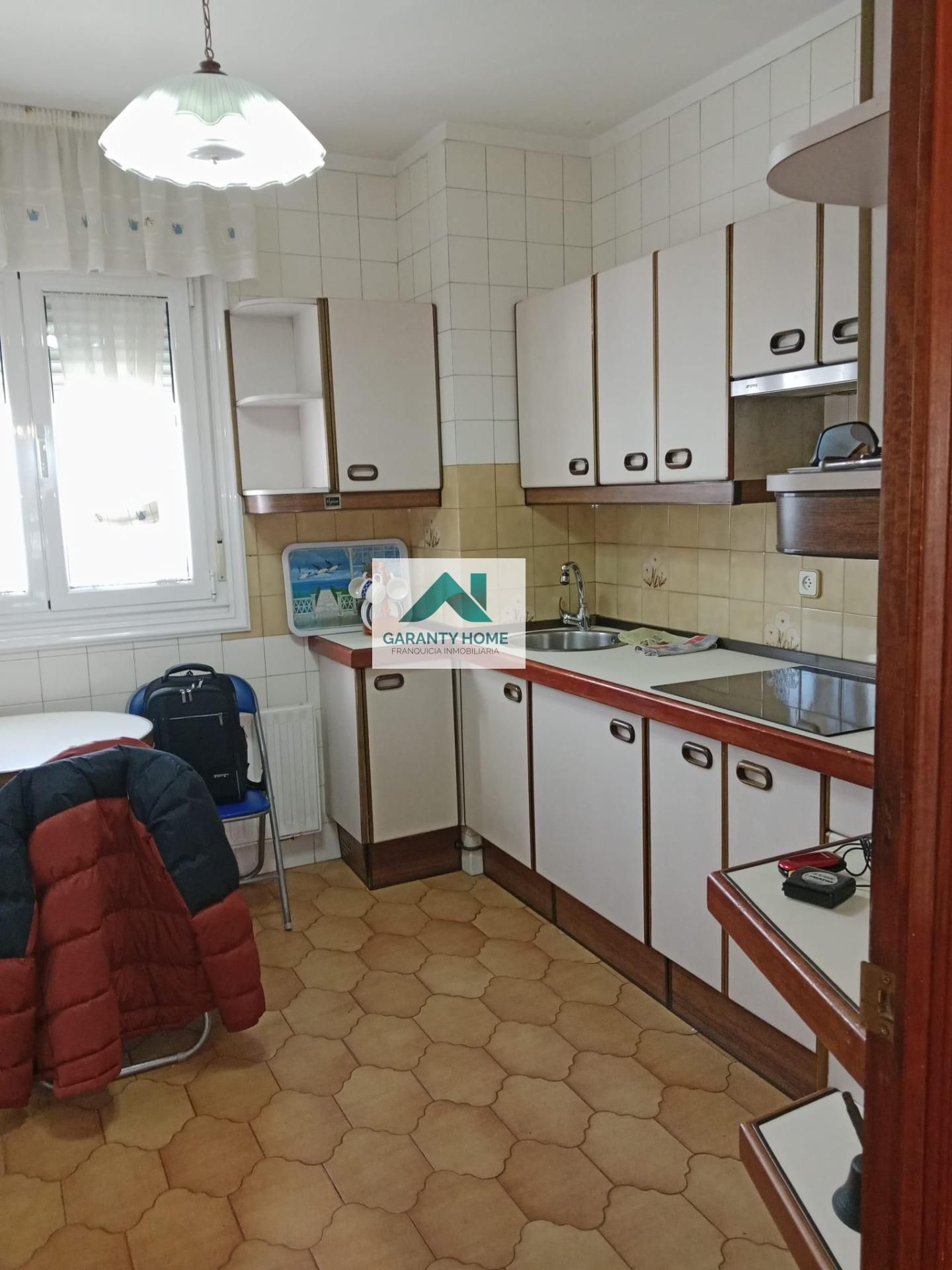 Cocina de Piso de alquiler en A Coruña Capital  con Calefacción