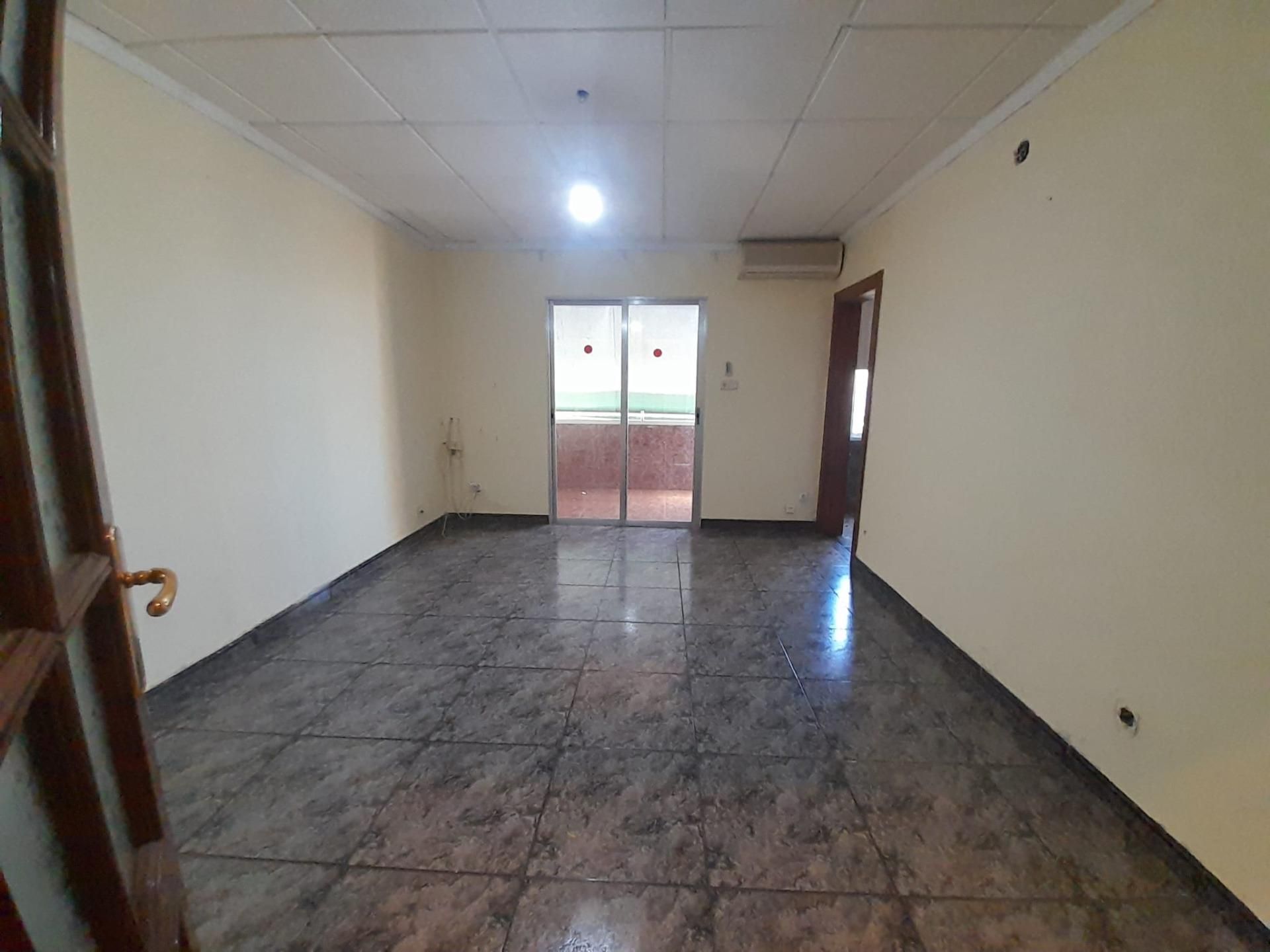 Piso en venta en  Tarragona Capital con Terraza