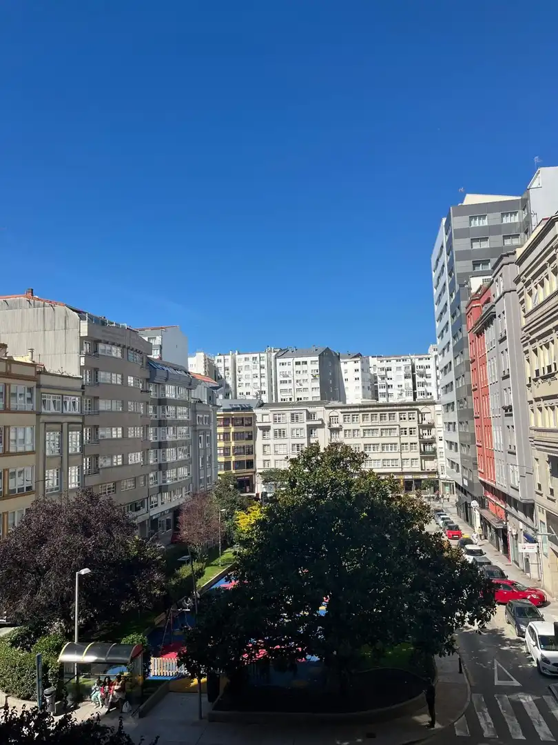 Vista exterior de Pis en venda en A Coruña Capital  amb Calefacció