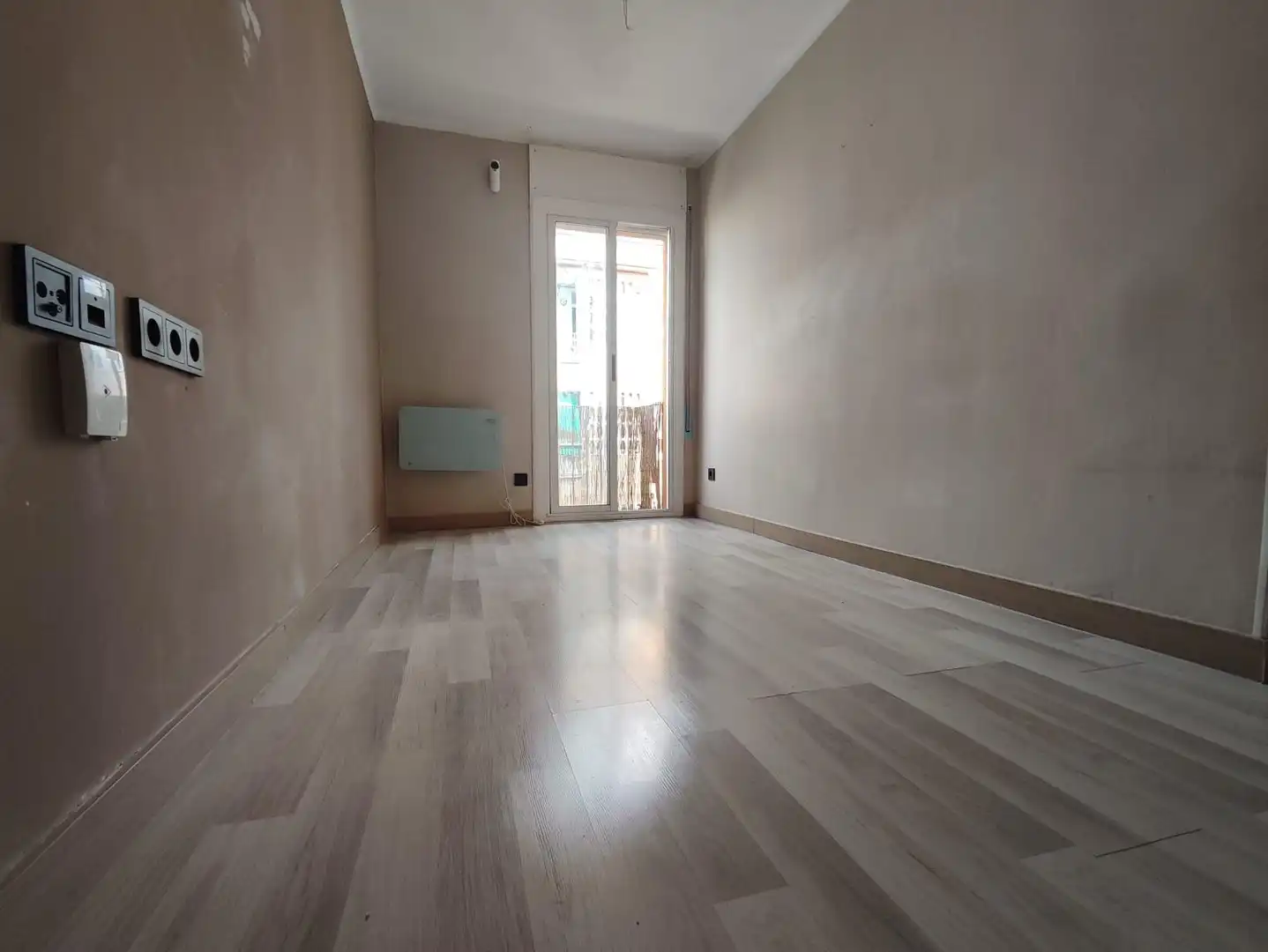 Dormitori de Pis en venda en Montornès del Vallès amb Aire condicionat i Parquet