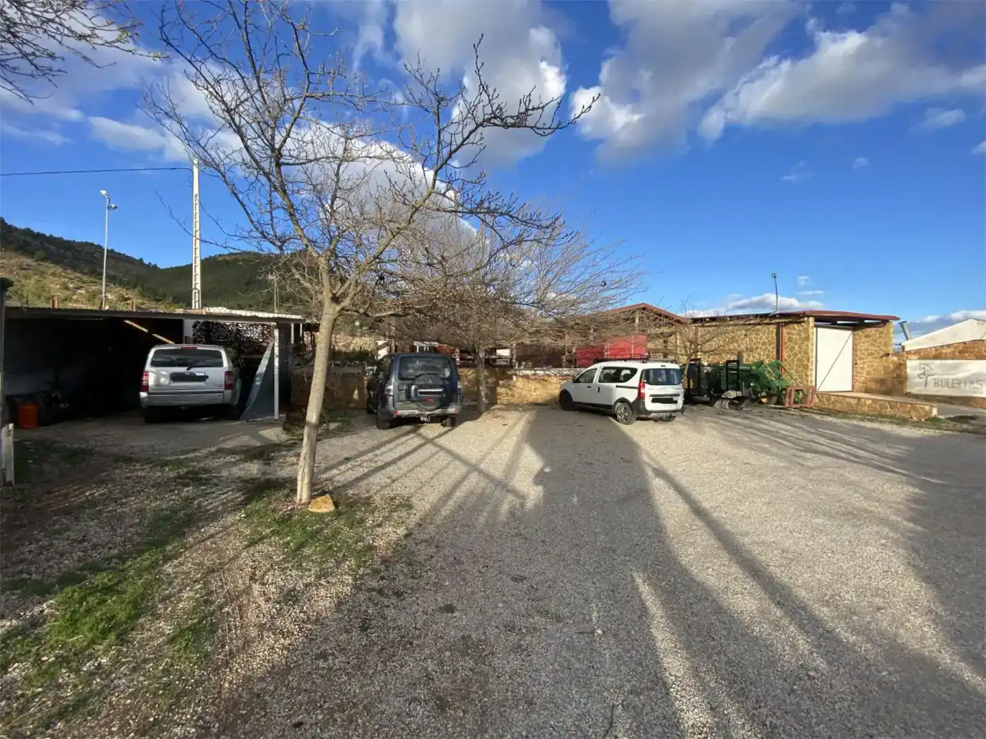Parking de Finca rústica en venta en Titaguas con Aire acondicionado, Jardín privado y Parquet