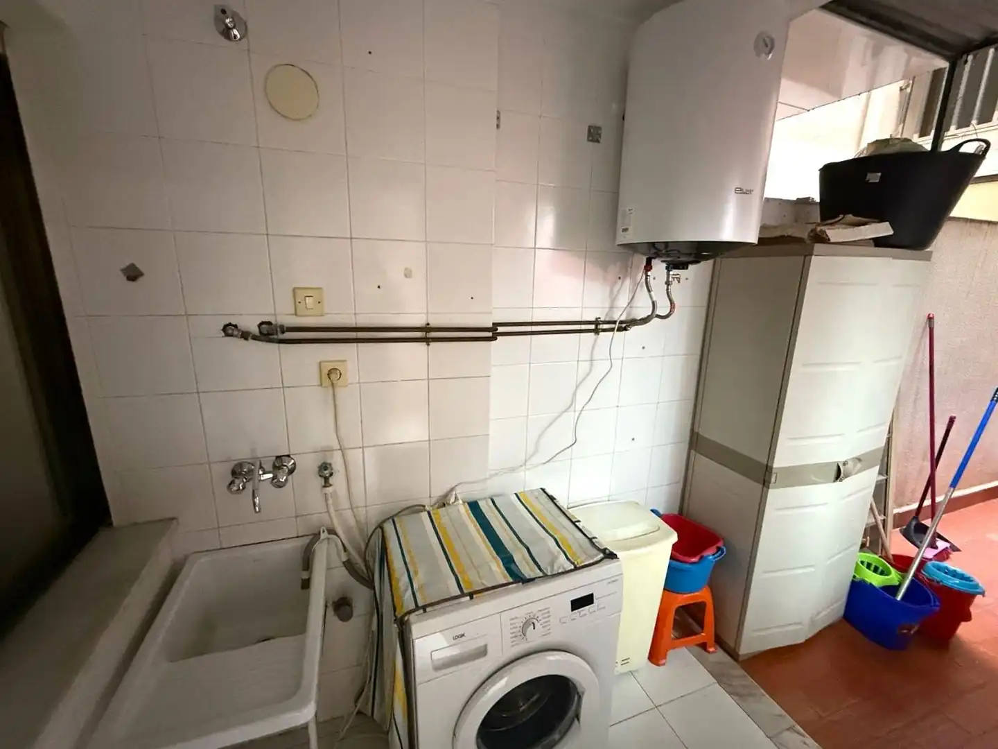 Cocina de Apartamento de alquiler en Torrevieja con Aire acondicionado, Terraza y Amueblado