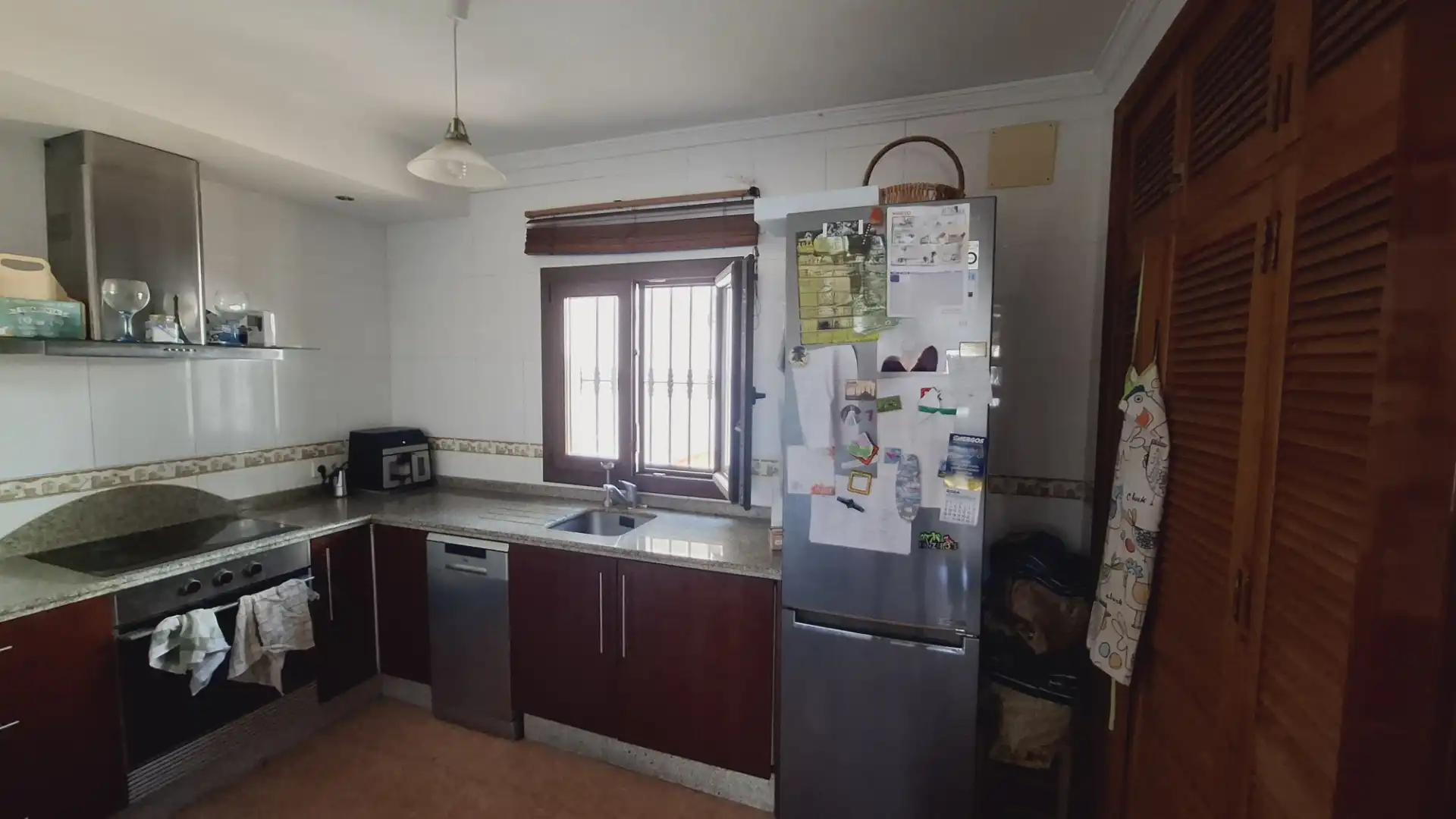 Kitchen of Houses for sale in Chiclana de la Frontera