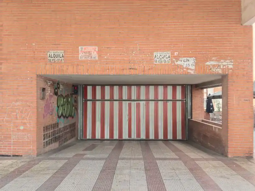 Aparcament de Garatge de lloguer en Galdakao