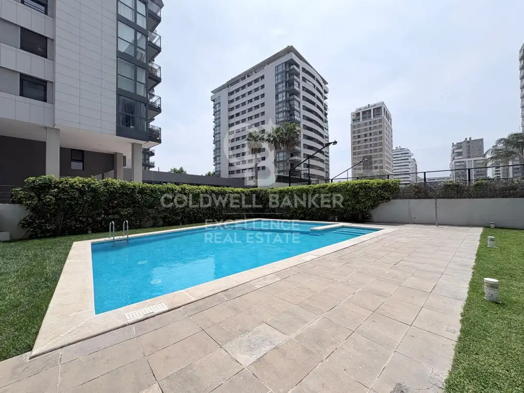Piscina de Pis en venda en Valencia amb Aire condicionat, Calefacció i Jardí privat