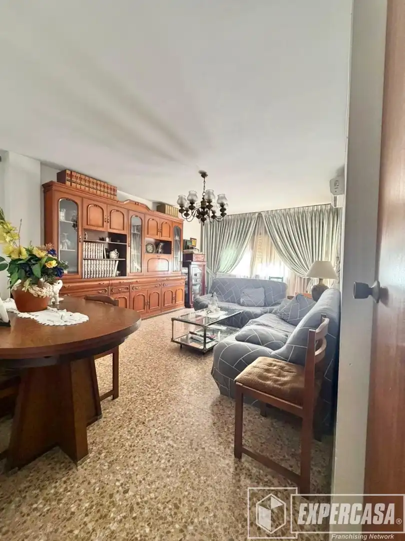 Sala de estar de Piso en venta en Valencia con Aire acondicionado y Amueblado