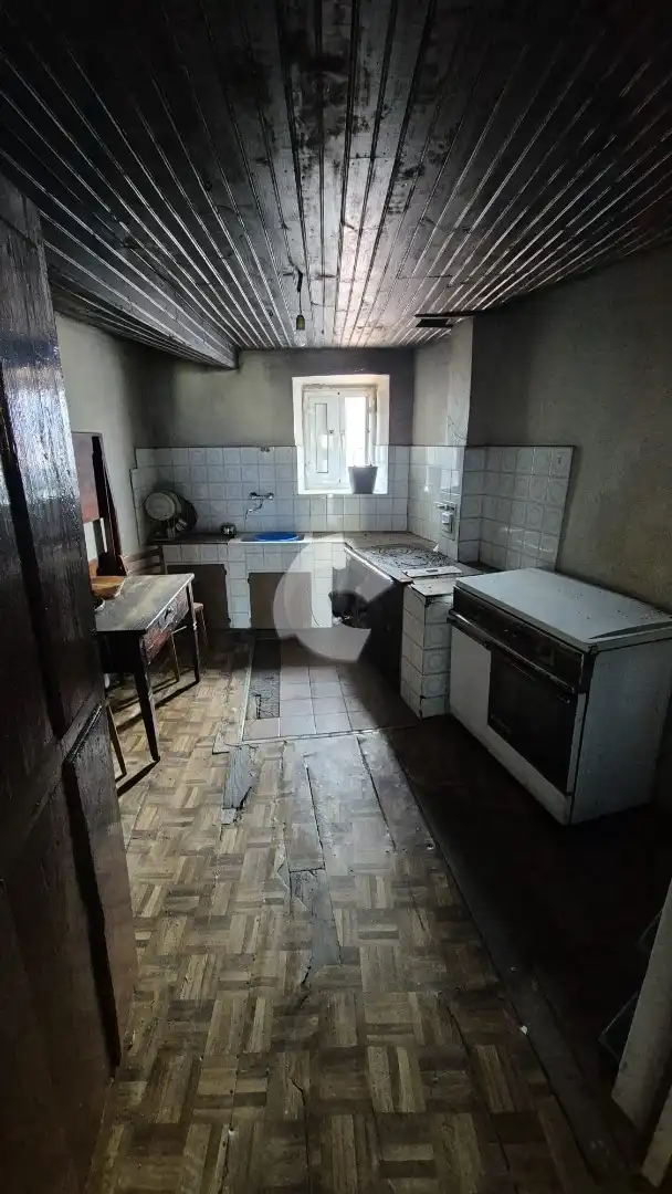Cuina de Casa adosada en venda en Xunqueira de Espadanedo amb Jardí privat