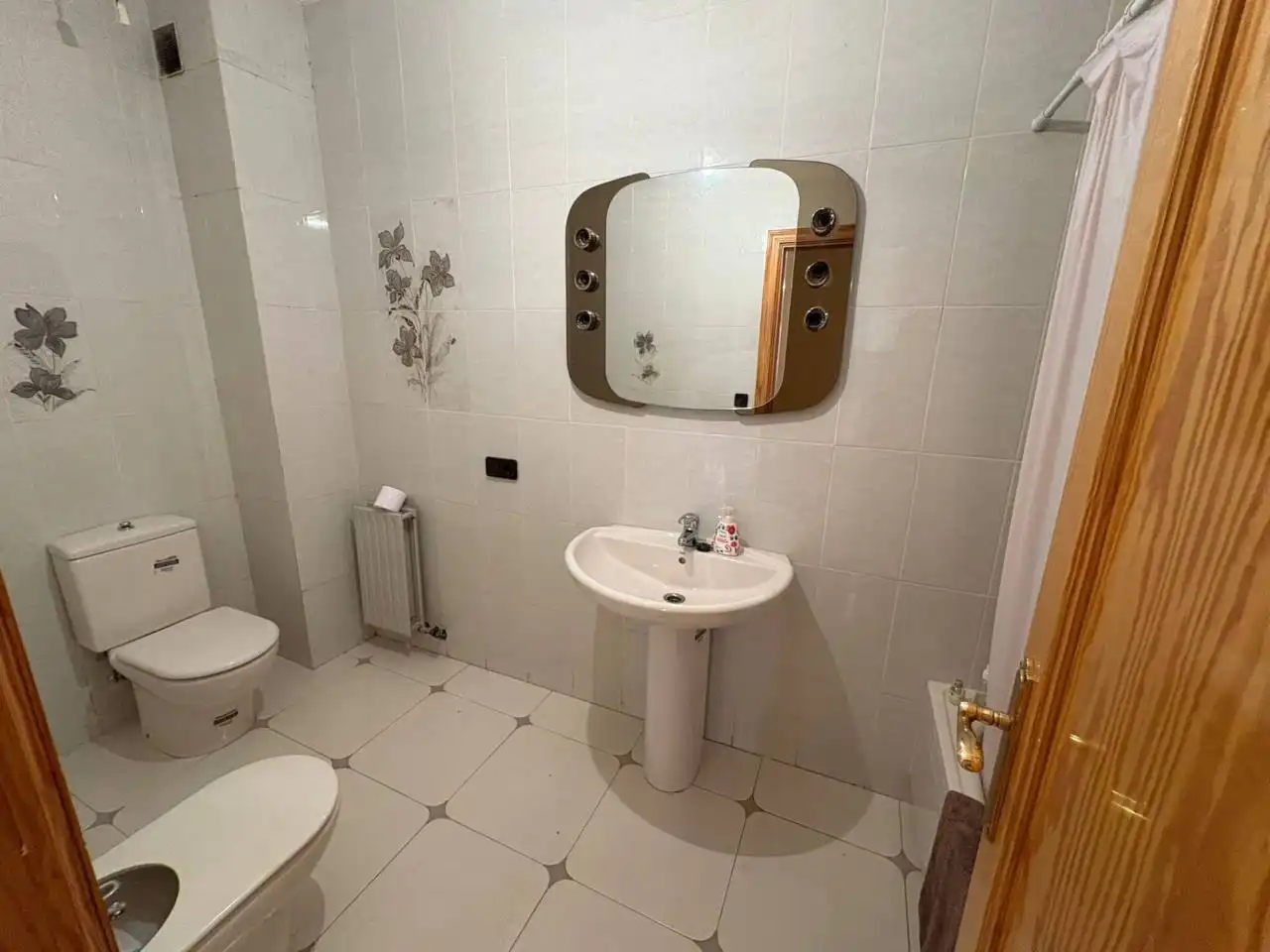 Baño de Apartamento en venta en Ciudad Rodrigo con Calefacción y Balcón