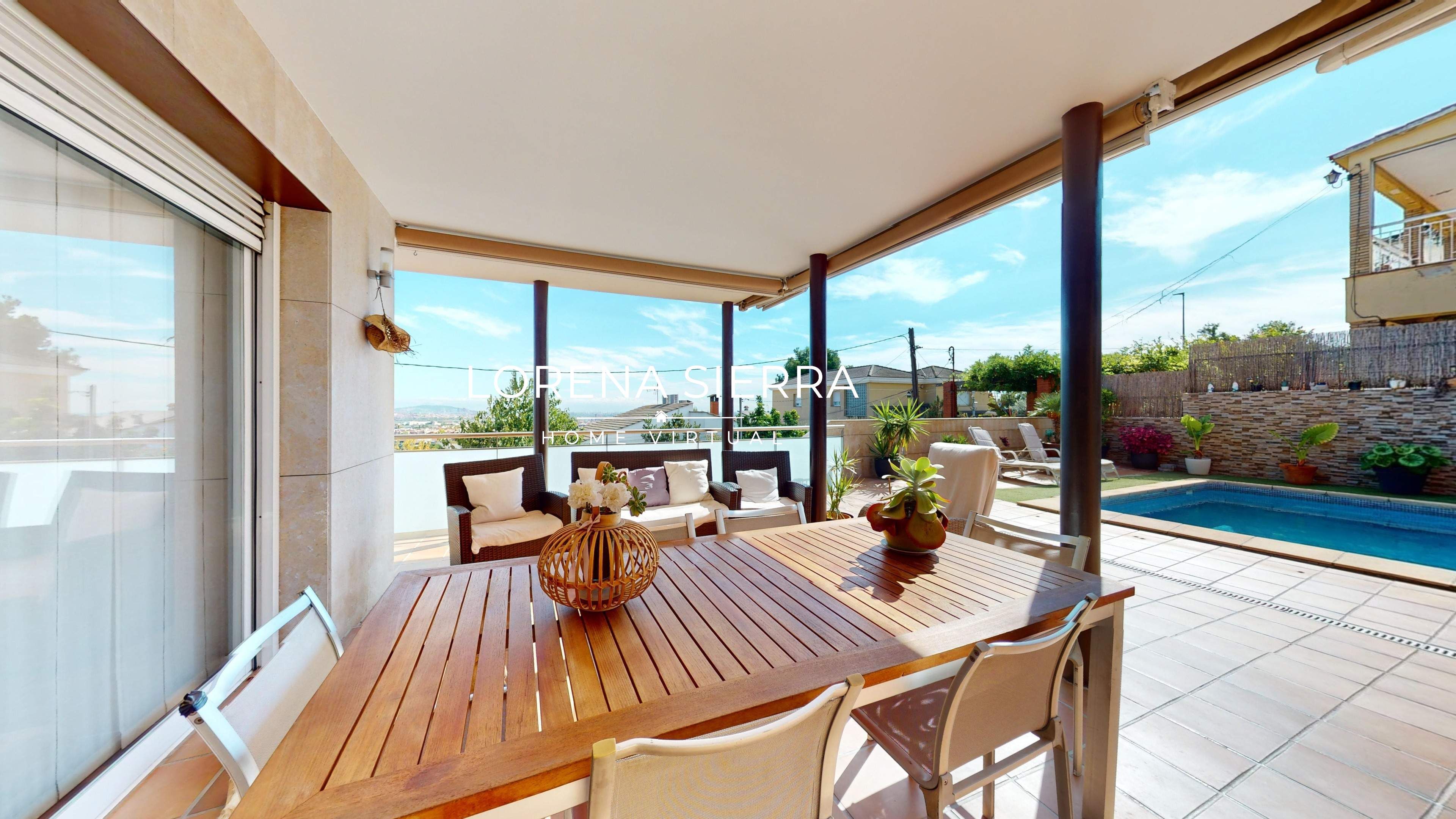 Terraza de Casa o chalet en venta en Sant Boi de Llobregat con Aire acondicionado, Calefacción y Jardín privado