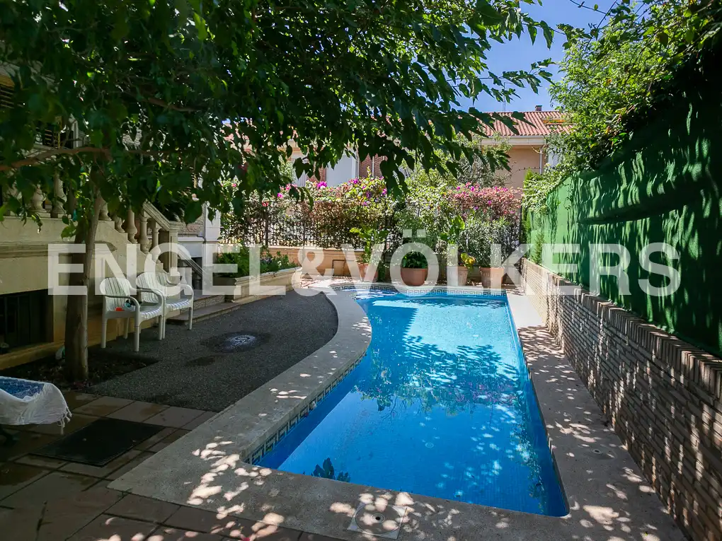 Piscina de Casa o chalet en venta en Picanya con Aire acondicionado, Calefacción y Jardín privado