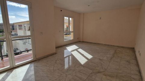 Foto 4 de Piso en venta en Calle Valdepeñas, Arroyo de la Miel, Benalmádena