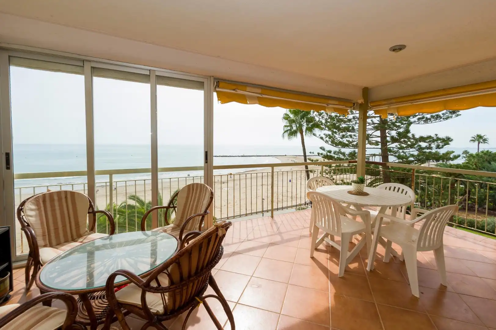 Apartamento con ascensor en venta en Passeig Marítimo Bernat Artola 30, imagen 8