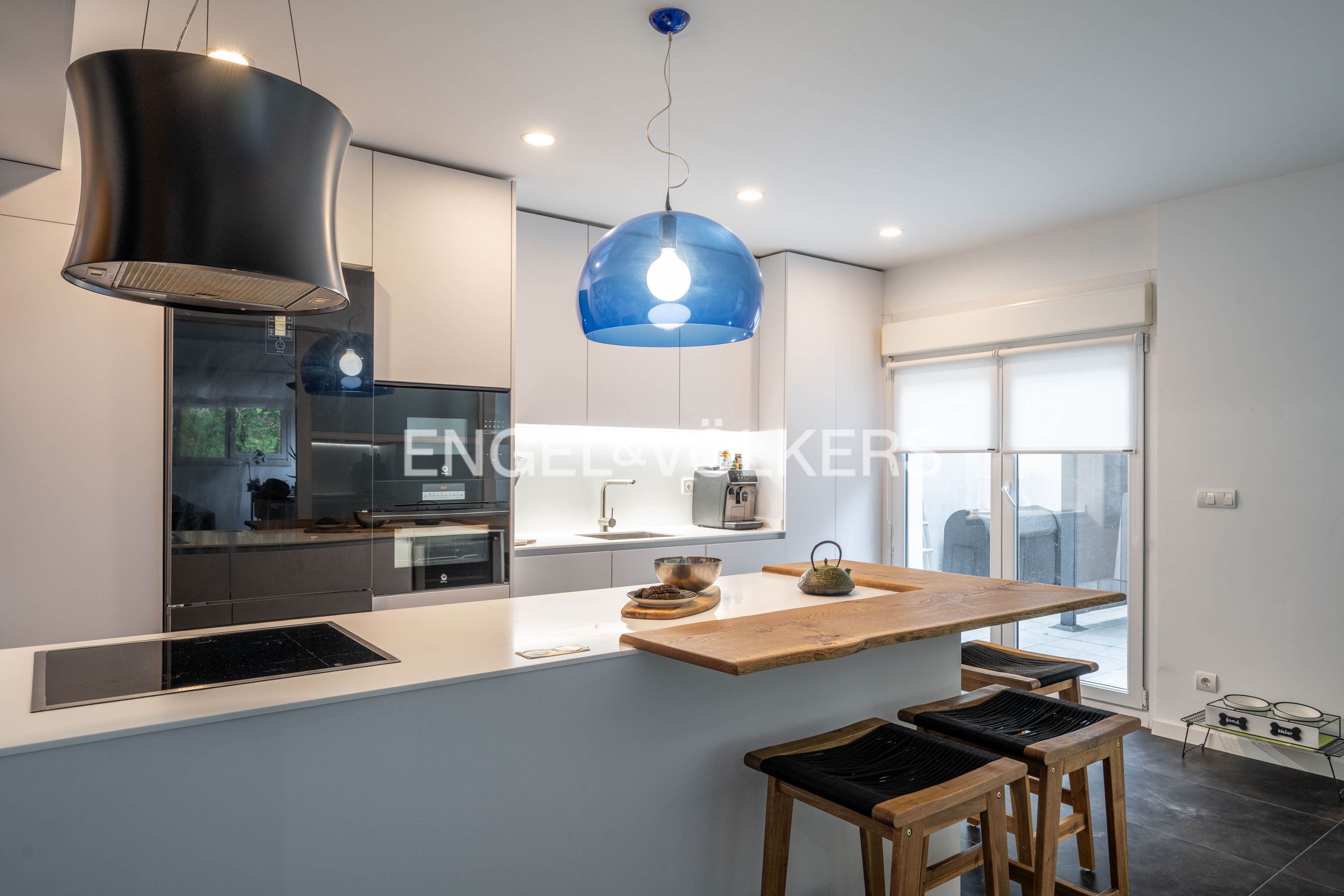 Kitchen of House or chalet for sale in Donostia - San Sebastián   with Heating and Terrace