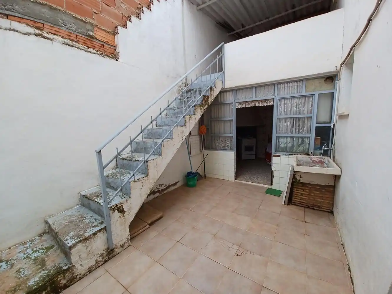 Detached homes for sale in Quintanar del Rey  with Air Conditioner, Terrace and Storage room