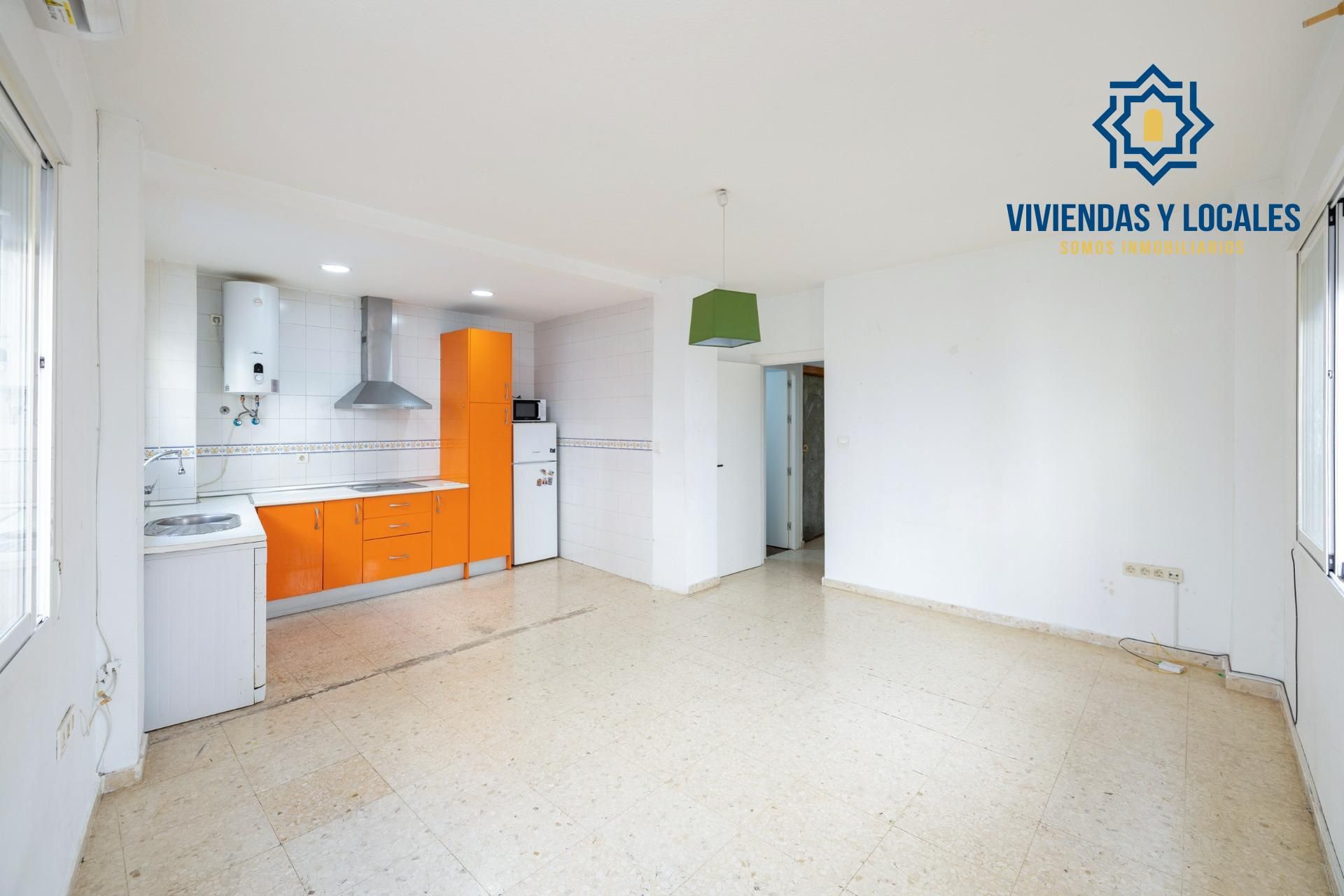 Cuina de Apartament en venda en  Granada Capital