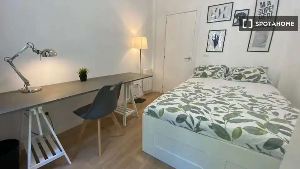 Habitación de Piso para compartir en Madrid con Aire acondicionado, Calefacción y Terraza