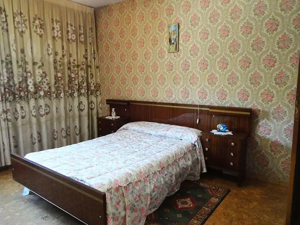 Schlafzimmer von Einfamilien-Reihenhaus zum Verkauf in Salas de los Infantes mit Heizung und Privatgarten