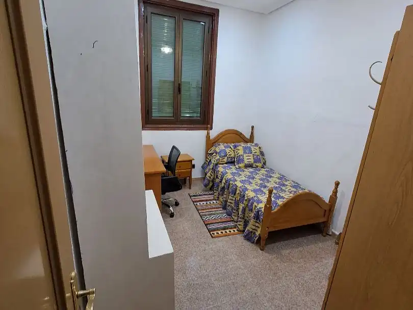 Schlafzimmer von Wohnung zur Miete in  Madrid Capital