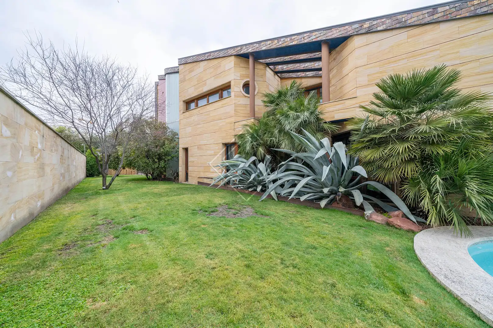 Vista exterior de Casa o chalet en venta en Madrid con Aire acondicionado, Jardín privado y Terraza