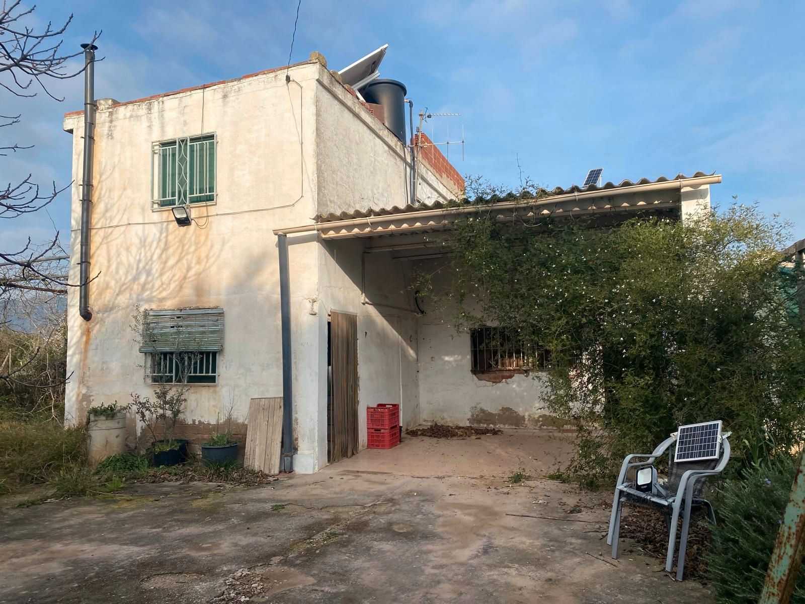 Vista exterior de Finca rústica en venda en Castellón de la Plana / Castelló de la Plana amb Jardí privat, Traster i Piscina