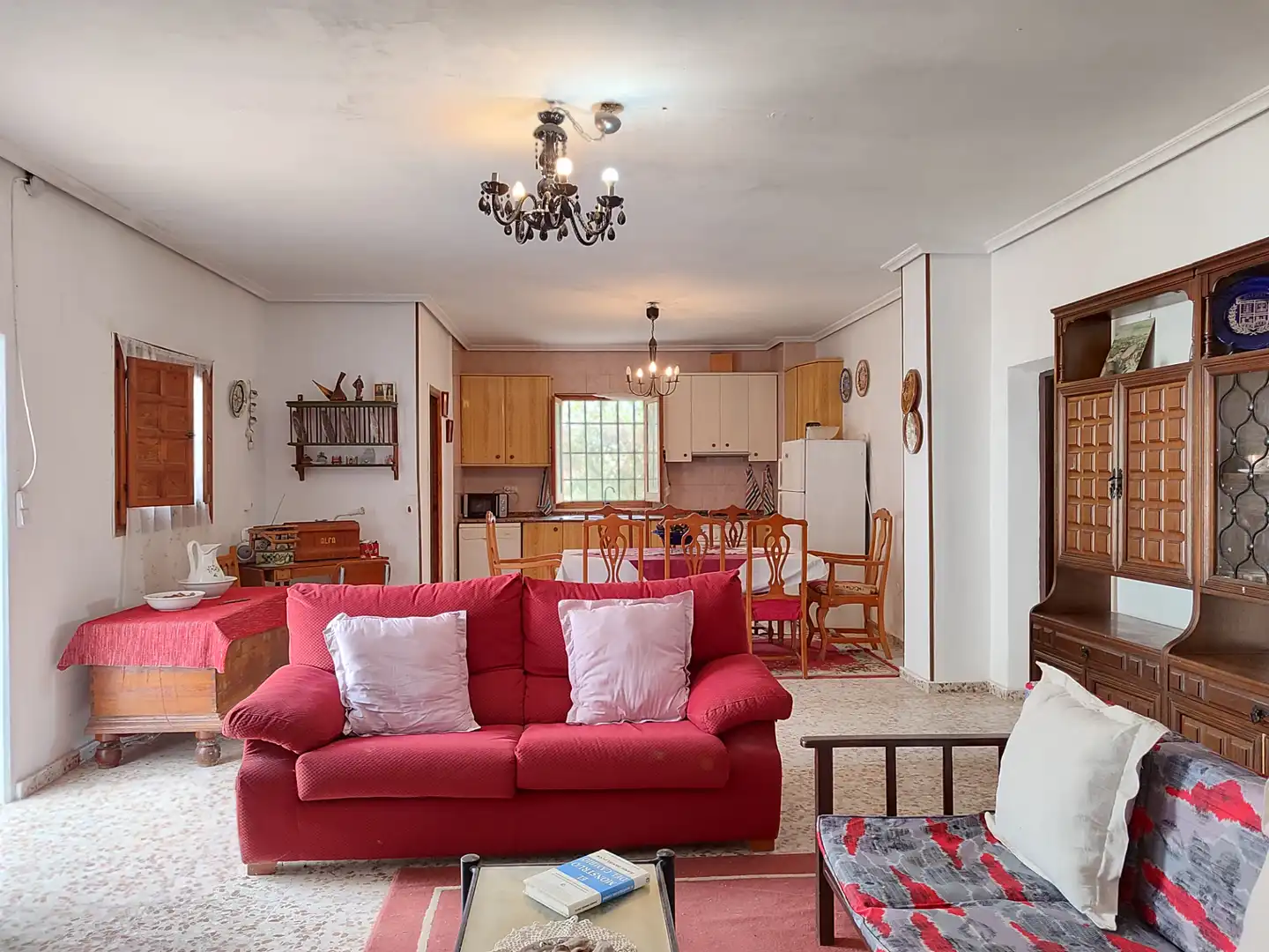 Sala d'estar de Casa o xalet en venda en Elche / Elx amb Jardí privat, Traster i Moblat