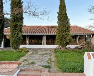 Exterior view of Country house for sale in Almadén  with Heating, Private garden and Swimming Pool