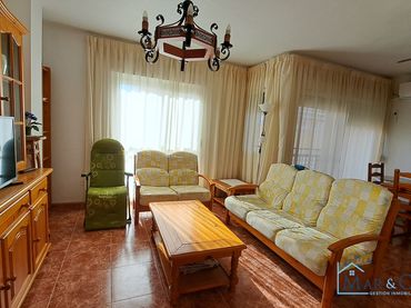 Piso con balcón en venta en Calle San Francisco 4