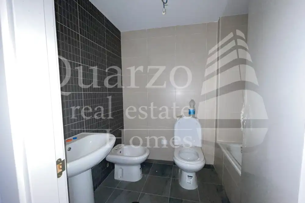 Badezimmer von Gebäude zum Verkauf in Chillarón de Cuenca