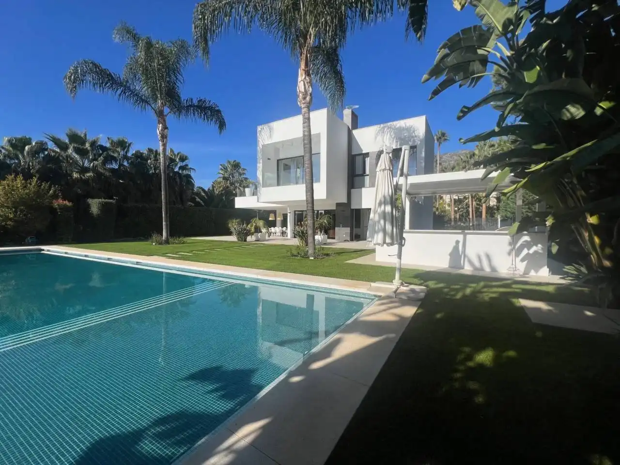 Villa con piscina in vendita a Calle PIZARRA 10, imagen 3