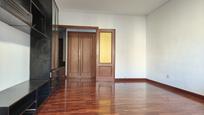 Living room of Flat for sale in  Logroño  with Heating, Parquet flooring and Terrace