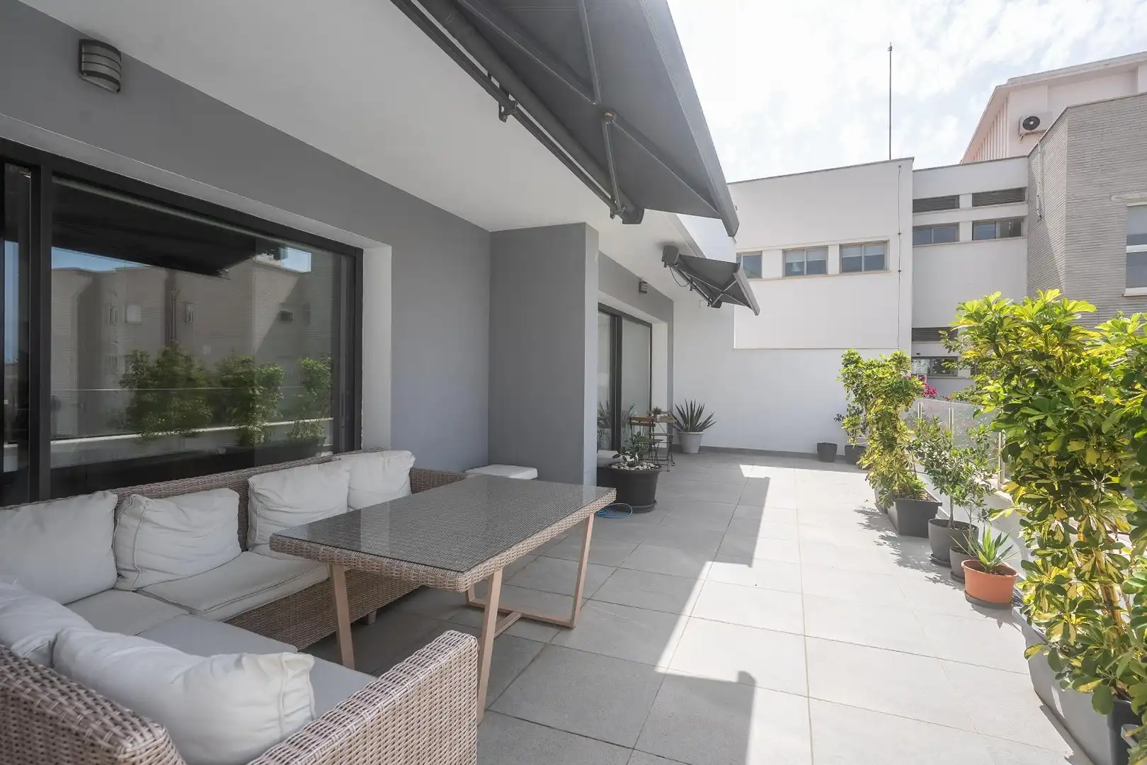 Terraza de Casa o chalet en venta en Almería con Aire acondicionado, Jardín privado y Terraza