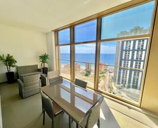 Vista exterior de Apartament en venda en Benidorm amb Jardí privat