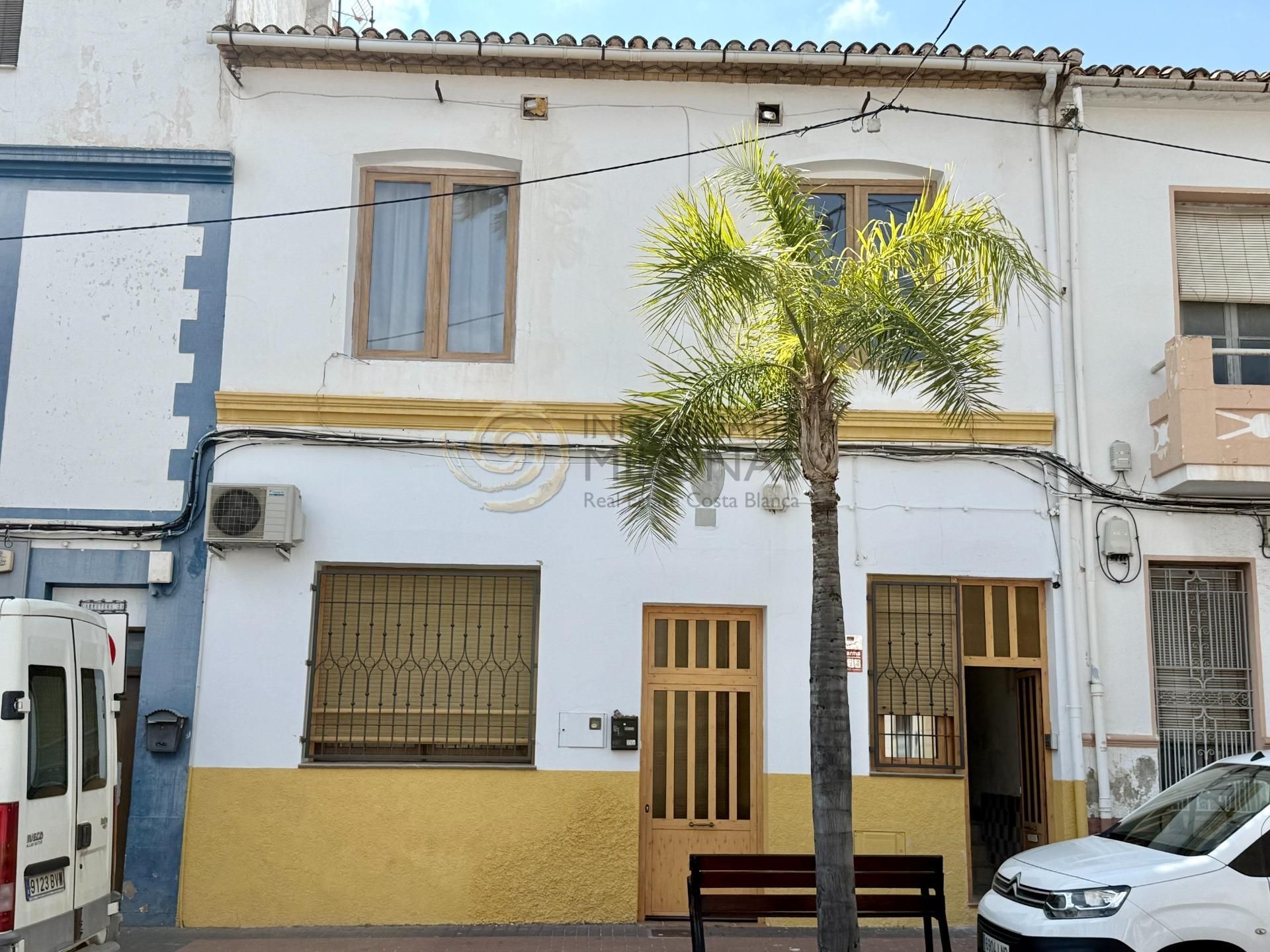 Vista exterior de Pis en venda en La Nucia amb Aire condicionat, Calefacció i Terrassa