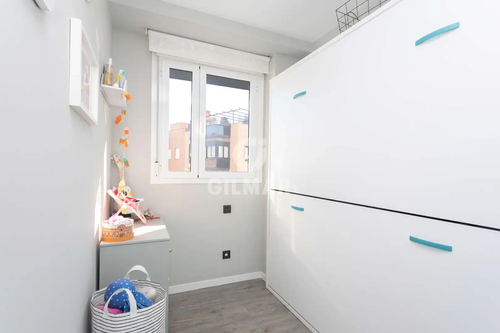 Bedroom of Attic for sale in Madrid  with Heating, Private garden and Storage room