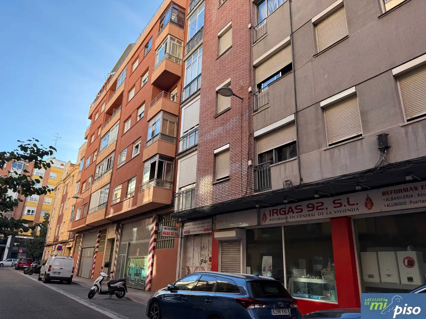 Flat with terrace for sale in Calle de Portugal 4