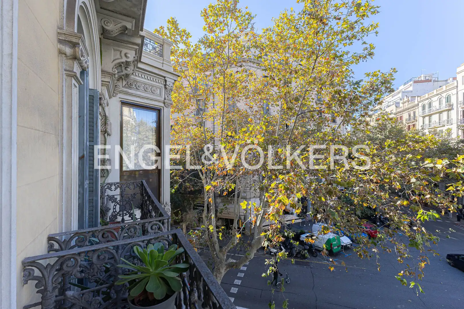 Vista exterior de Piso en venta en Barcelona con Aire acondicionado, Calefacción y Parquet