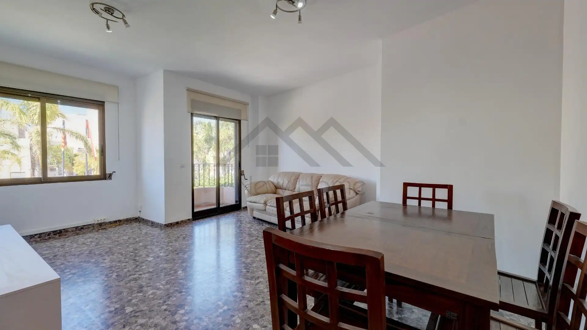 Piso de alquiler en Núcleo Urbano