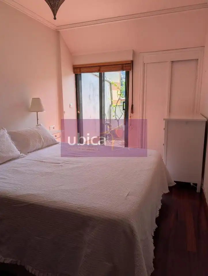 Bedroom of Attic for sale in Vigo   with Heating, Parquet flooring and Terrace