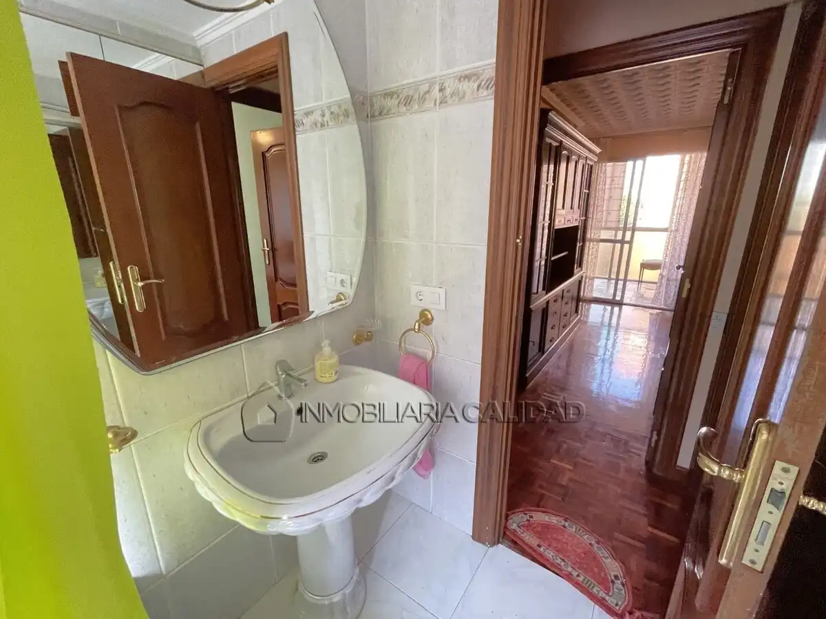 Flat for rent in Burgos  with Heating and Furnished